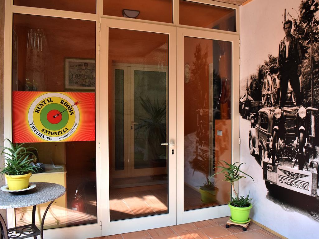 Rental Rooms Antonella تافوليا المظهر الخارجي الصورة